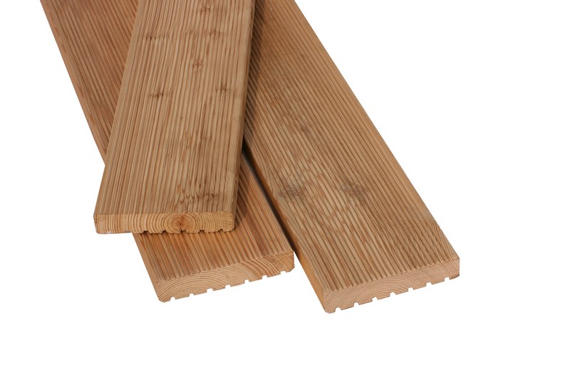 Vörösfenyő teraszburkolat 24×143 AB min.